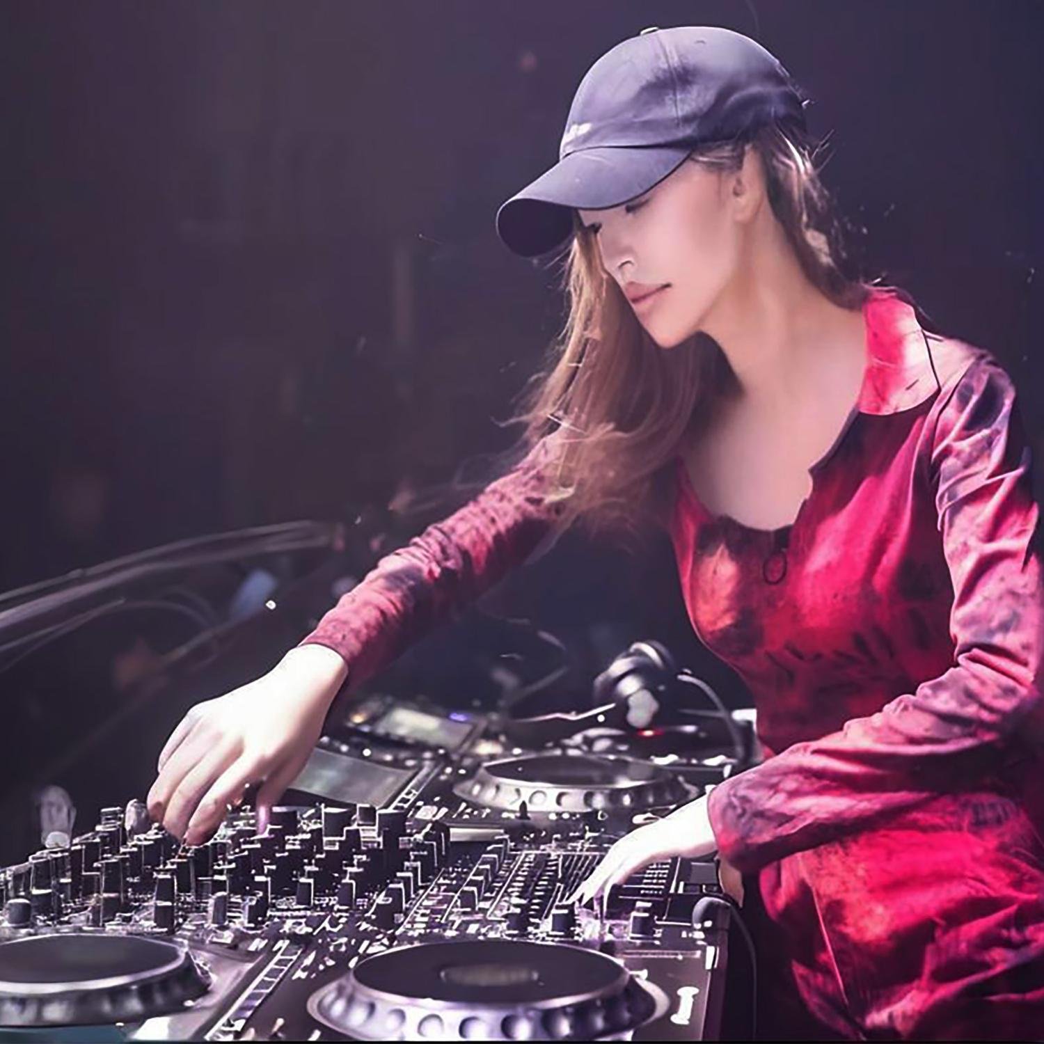 DJ小雪-2016最新热播情感电音车载嗨碟〖淘汰〗[独家]